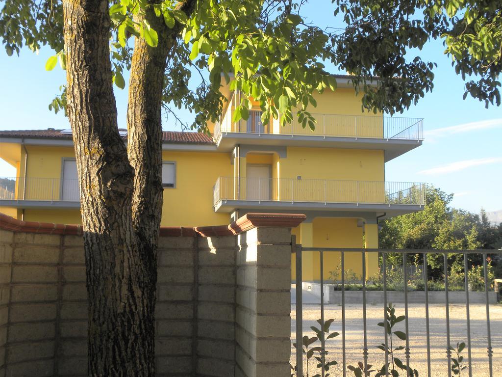 Il Boscaiolo Affittacamere Preturo 外观 照片